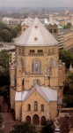 Церковь, десятигранная башня