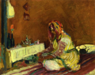 Марокканская девушка, заваривающая чай