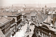 Перспектива улицы Грабен, «Грабенхоф» — слева