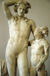 Дионис с сатиром из терм Фаустины в Милете. Фрагмент