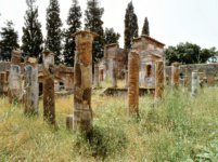 Храм Исиды. Северо-восточный угол колоннады