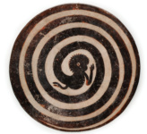 Блюдо с изображением обезьянки