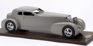 Модель автомобиля «Мармон двенадцать»