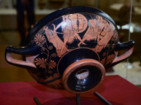 Килик с изображением Эос и Мемнона (наружная сторона чаши)
