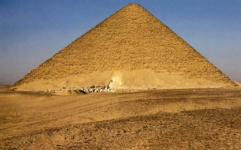 Красная пирамида Снофру