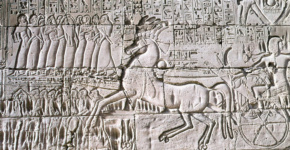 Рельеф северной наружной стены гипостиля с изображением военных походов Сети I (2)