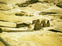 Гробницы Позднего периода на западе Фив