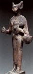Статуэтка богини Бастет в образе женщины с кошачьей головой