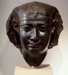 Голова статуи царя