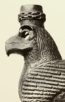 Грифон. Деталь украшения трона из Топрах-Кале