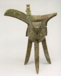 Ритуальный бронзовый сосуд на ножках