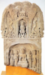 Стелла с изображением Будды, учеников и охранителей