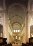 Церковь аббатства Сен-Бенуа в Сен-Бенуа-сюр-Луар. Интерьер
