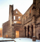 Монастырская церковь Паулинцелла. Западный портал