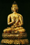 Статуя дхьянибудды Акшобхи, сидящего на троне в виде лотоса