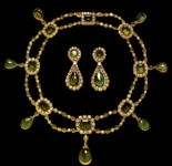 Ожерелье и серьги