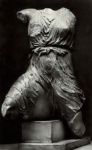 Ника (Ирида). Статуя с западного фронтона Парфенона