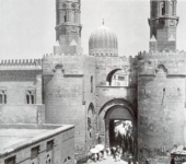 Баб аз-Зувайла. Городские ворота в Каире